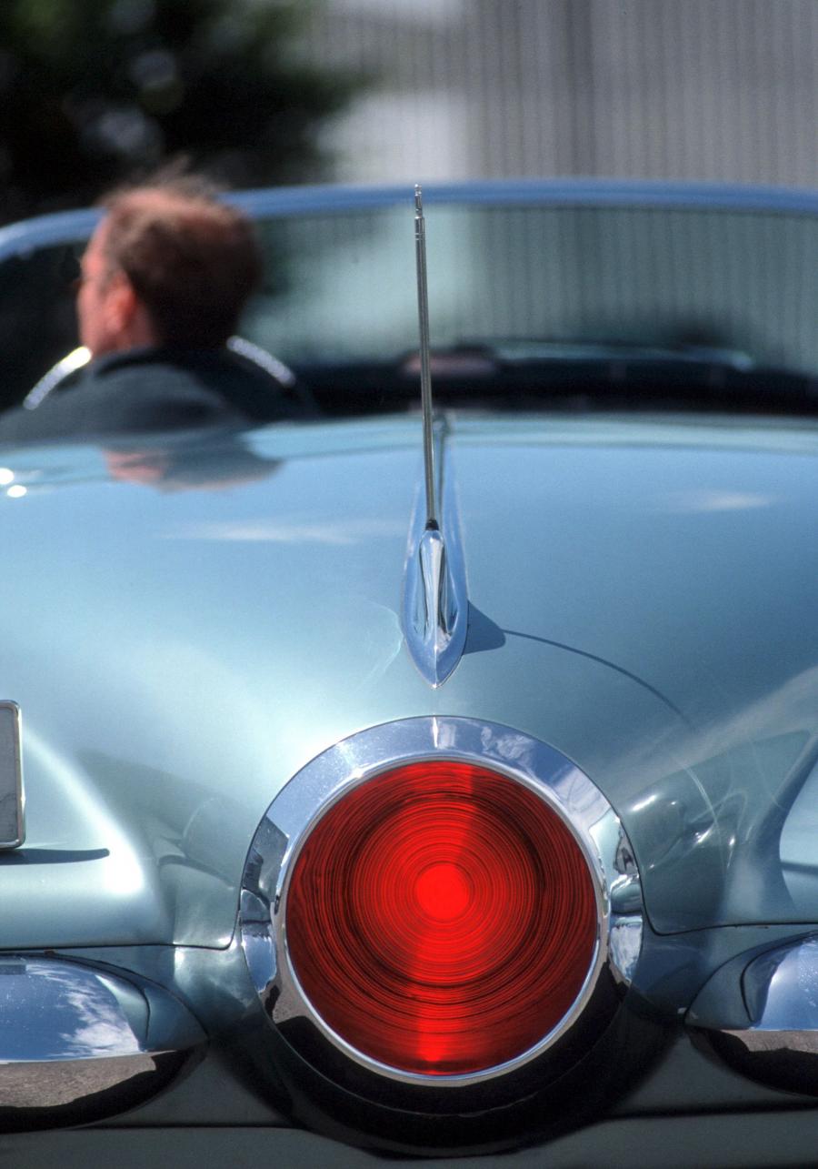 Детали экстерьера GM LeSabre Concept Car 1951 года  (фото 4 из 29)
